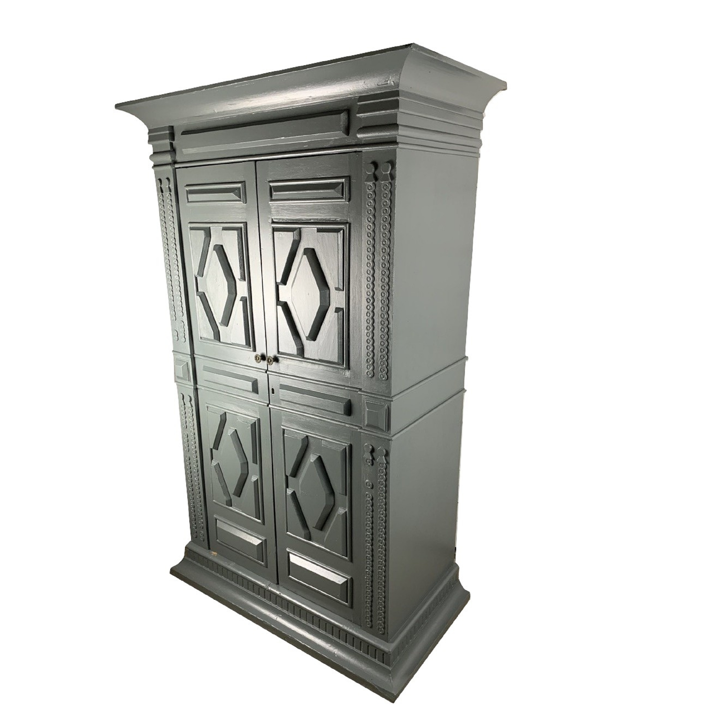 Antique Wardrobe 1 – REAL ORIGINAL