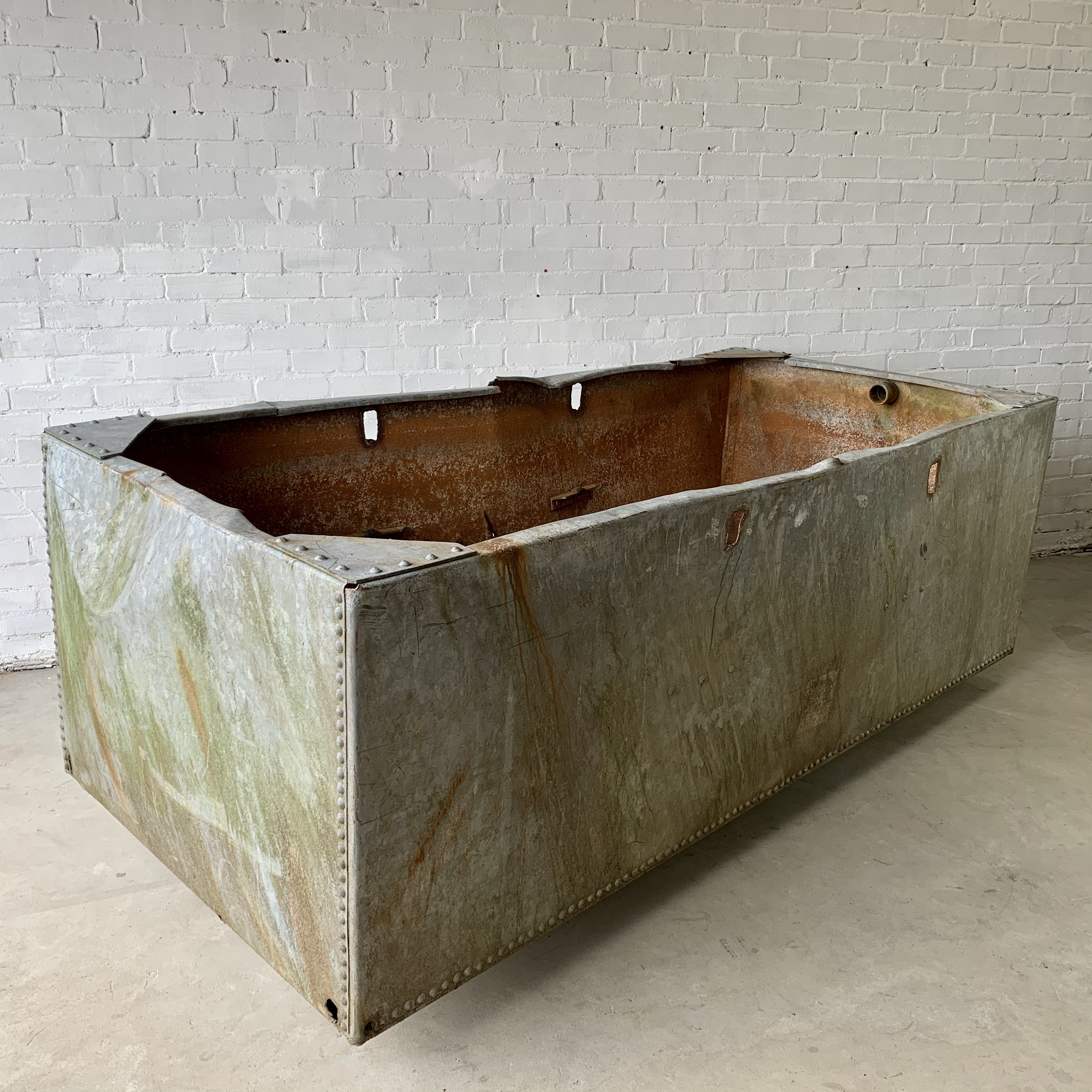 Huge Reclaimed Galvanised Riveted Water Tank Planter eBay